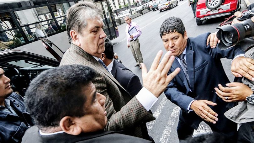 Perú El Ex Presidente Alan García Se Disparó Cuando Iba A Ser Detenido El Chorrillero